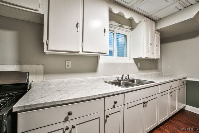 1332 West Avenue, Buffalo, NY 14213