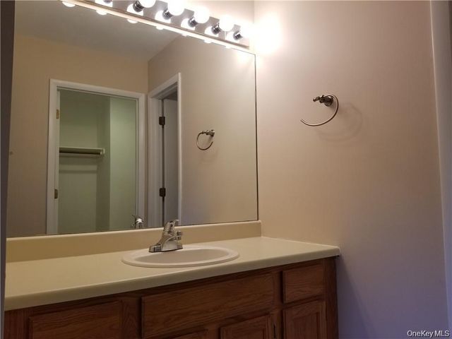 256 Heritage Lane, Monroe, NY 10950