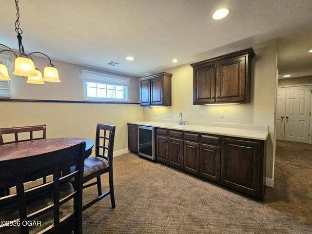 1918 Windsor Drive, Pittsburg, KS 66762