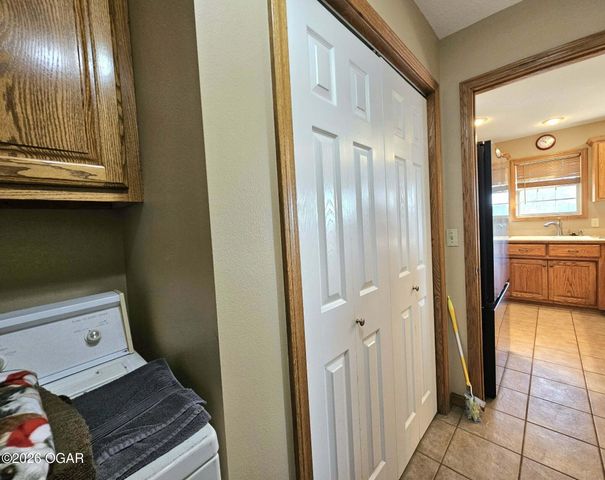 1918 Windsor Drive, Pittsburg, KS 66762