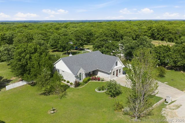 232 Waterford, Ardmore, OK 73401