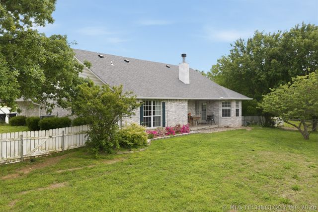 232 Waterford, Ardmore, OK 73401