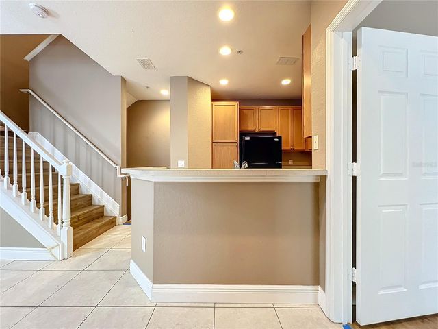 2586 GRAND CENTRAL PARKWAY 4, Orlando, FL 32839