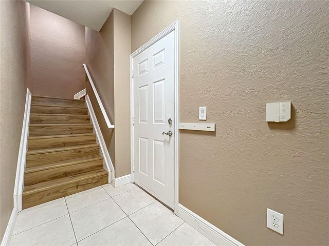 2586 GRAND CENTRAL PARKWAY 4, Orlando, FL 32839