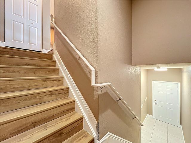 2586 GRAND CENTRAL PARKWAY 4, Orlando, FL 32839