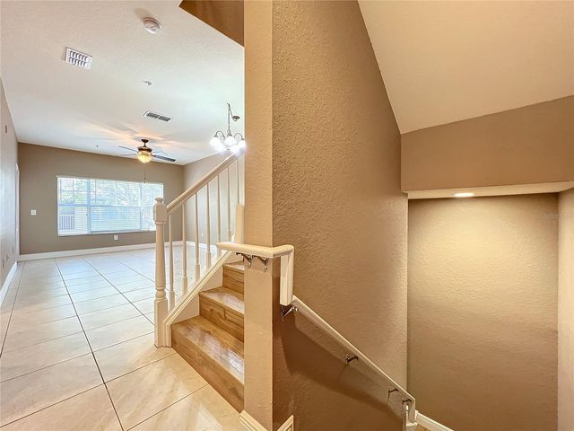 2586 GRAND CENTRAL PARKWAY 4, Orlando, FL 32839