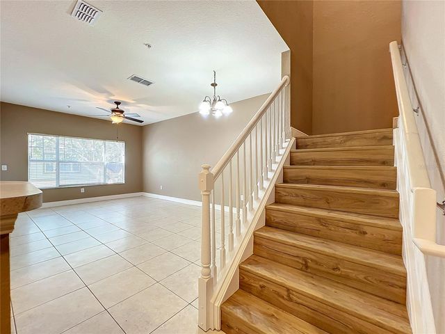 2586 GRAND CENTRAL PARKWAY 4, Orlando, FL 32839