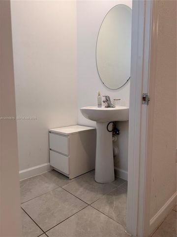 28615 SW 129th Ct, Homestead, FL 33033