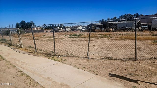 291 Flor Amarilla, Socorro, TX 79927