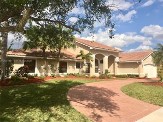 19331 NW 8th Street, Pembroke Pines, FL 33029