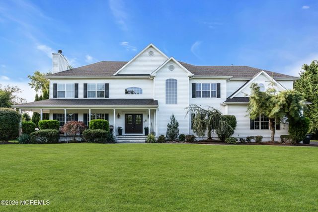 4 Susan Court, Farmingdale, NJ 07727