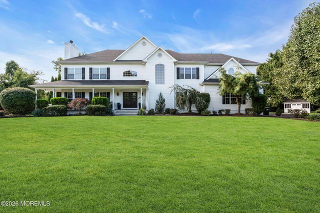 4 Susan Court, Farmingdale, NJ 07727