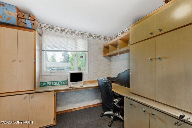 1507 Elmendorf Drive, Anchorage, AK 99504