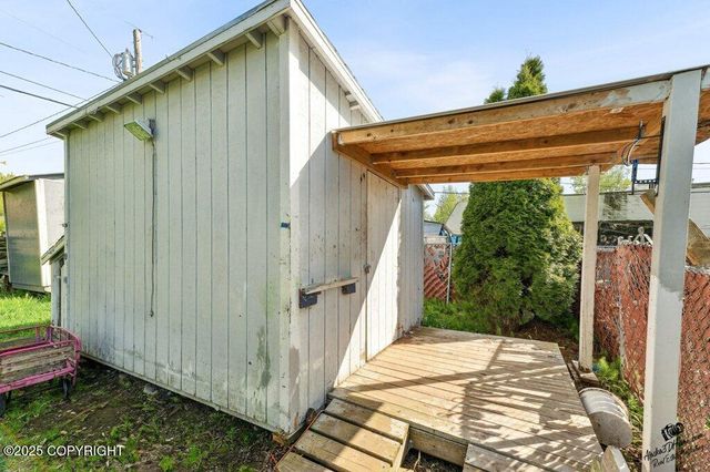 1507 Elmendorf Drive, Anchorage, AK 99504