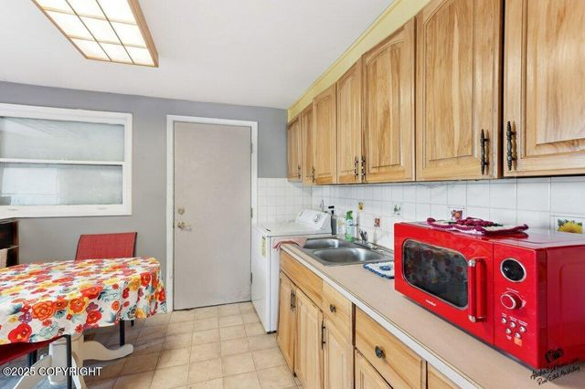 1507 Elmendorf Drive, Anchorage, AK 99504