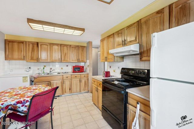 1507 Elmendorf Drive, Anchorage, AK 99504