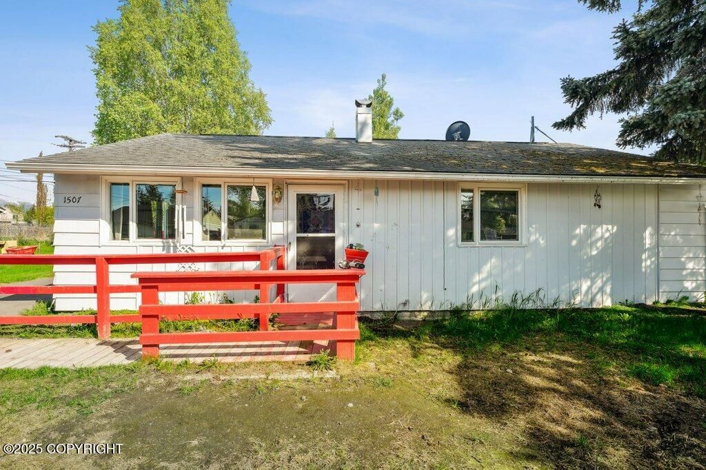1507 Elmendorf Drive, Anchorage, AK 99504