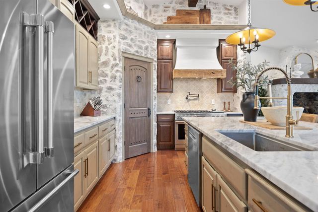 8101 Olin Ct, Pasco, WA 99301