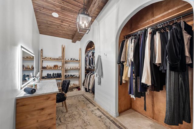 8101 Olin Ct, Pasco, WA 99301