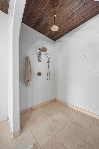 8101 Olin Ct, Pasco, WA 99301