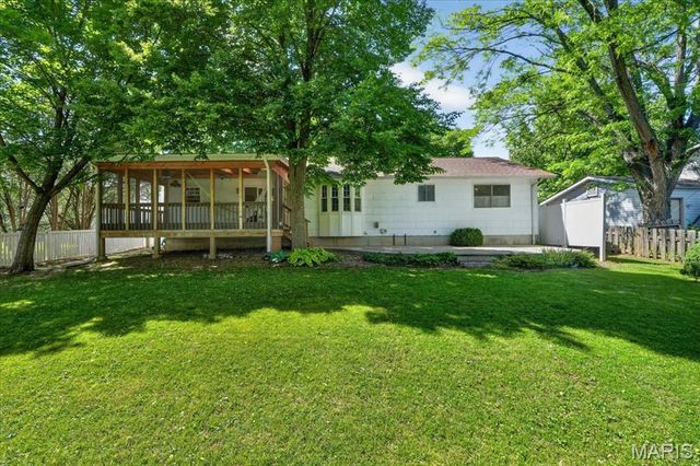 1014 Holly River Drive, Florissant, MO 63031