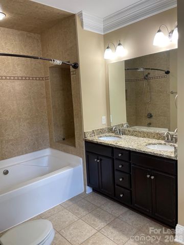 15244 S Birkdale Commons Parkway 23, Huntersville, NC 28078
