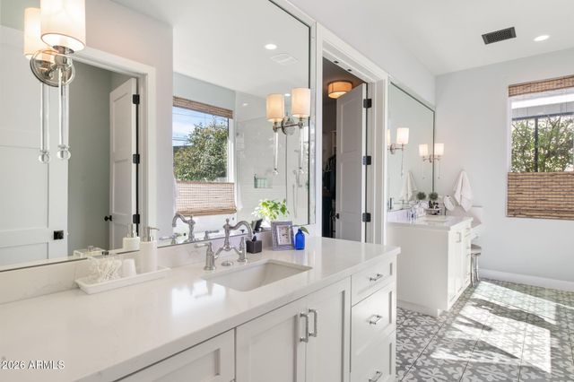 3715 E Sells Drive, Phoenix, AZ 85018