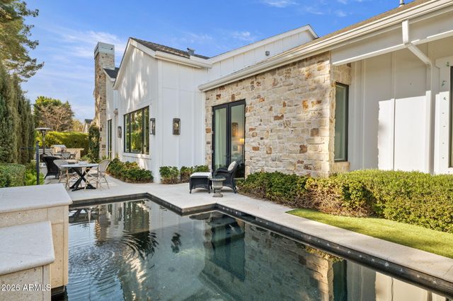 3715 E Sells Drive, Phoenix, AZ 85018