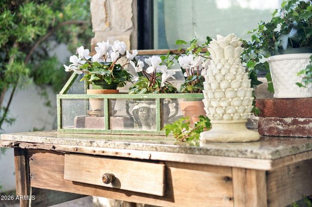 3715 E Sells Drive, Phoenix, AZ 85018