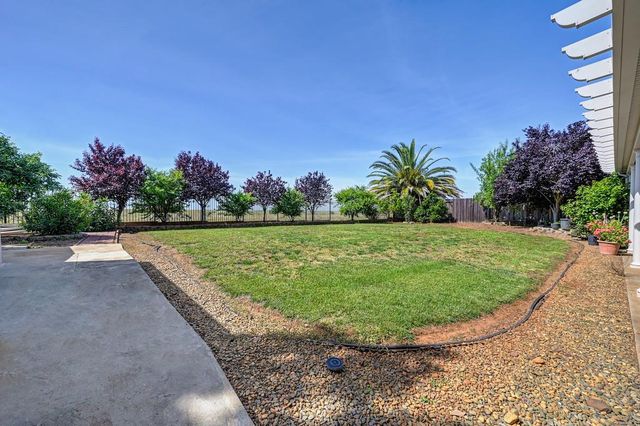 4501 McRoberts Dr, Mather, CA 95655