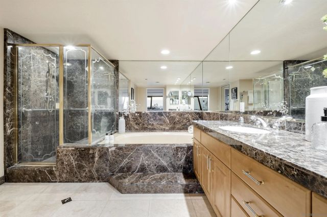 230 W Laurel 303, San Diego, CA 92101