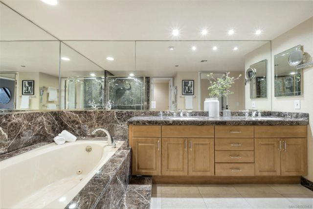 230 W Laurel 303, San Diego, CA 92101