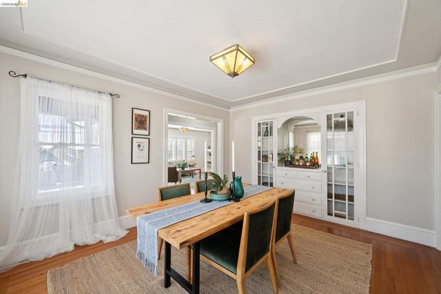 5208 Trask St, Oakland, CA 94601