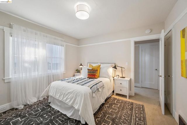 5208 Trask St, Oakland, CA 94601