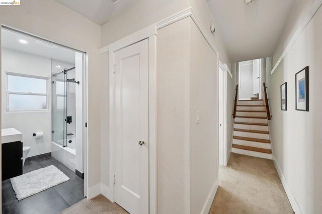 5208 Trask St, Oakland, CA 94601