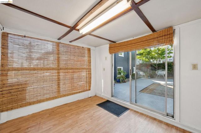 5208 Trask St, Oakland, CA 94601