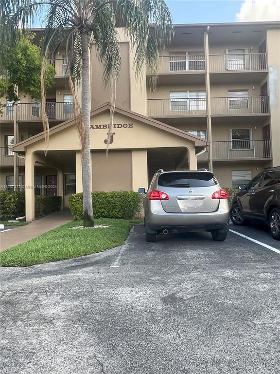 12701 SW 14th St 103J, Pembroke Pines, FL 33027