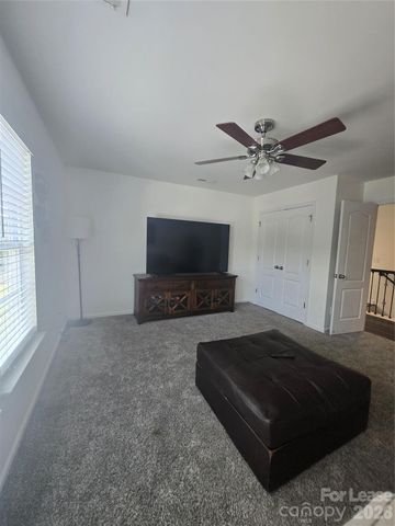 6503 Manitoba Lane, Charlotte, NC 28277