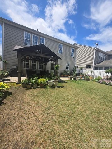 6503 Manitoba Lane, Charlotte, NC 28277