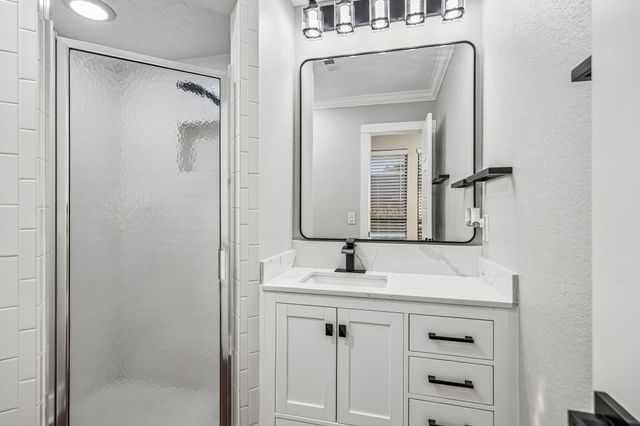 1695 Plummer Drive, Rockwall, TX 75087