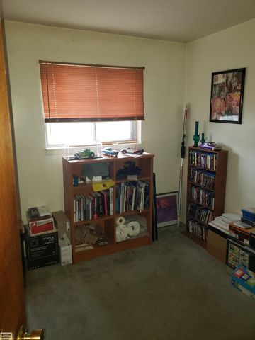 17468 Ivanhoe Street, Roseville, MI 48066