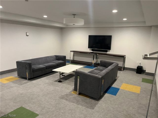 12900 Lake Avenue PH34, Lakewood, OH 44107