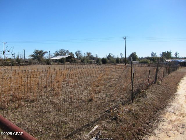 2935 Gardenview rd, Cottondale, FL 32431