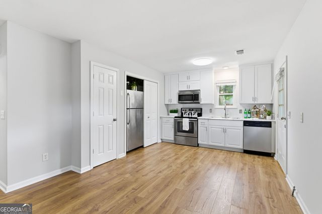 2690 Fairlane Drive, Cumming, GA 30041