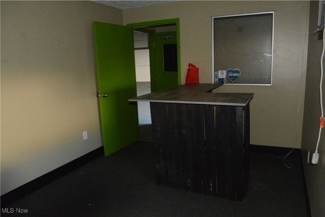 1760 Root Road, Lorain, OH 44052