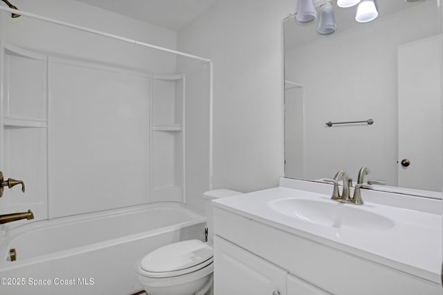 1031 Abada Court NE 110, Palm Bay, FL 32905