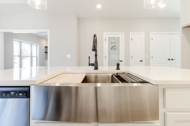 456 Pond Apple Rd Unit 42, Clarksville, TN 37043