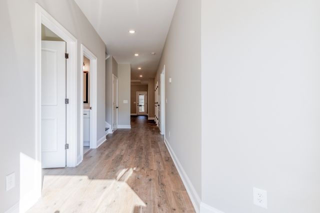 456 Pond Apple Rd Unit 42, Clarksville, TN 37043