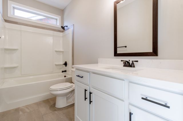456 Pond Apple Rd Unit 42, Clarksville, TN 37043