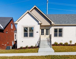 456 Pond Apple Rd Unit 42, Clarksville, TN 37043